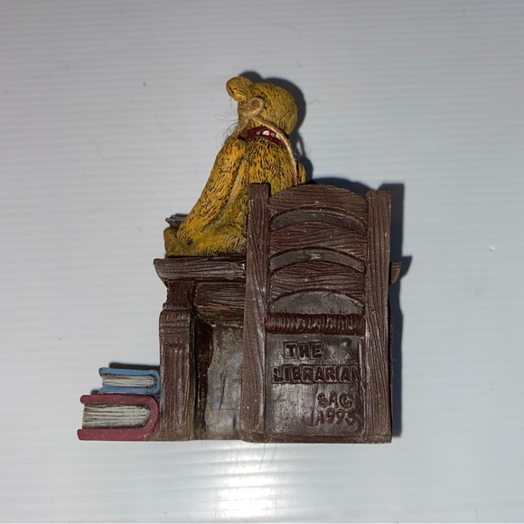 Sarah's Attic Michaud
Collection Teddy Bear Figurine
The Librarian Limited Ed - Picture 4 of 11